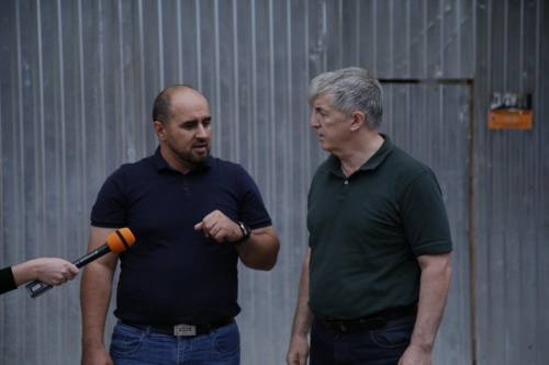 Хизри Абакаров проинспектировал ход ремонтных работ по улице Гейдара Алиева